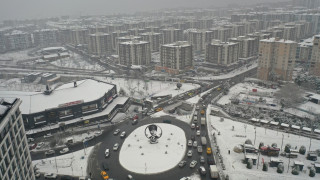 Рейсы отменят из-за снегопада в аэропорту Стамбула