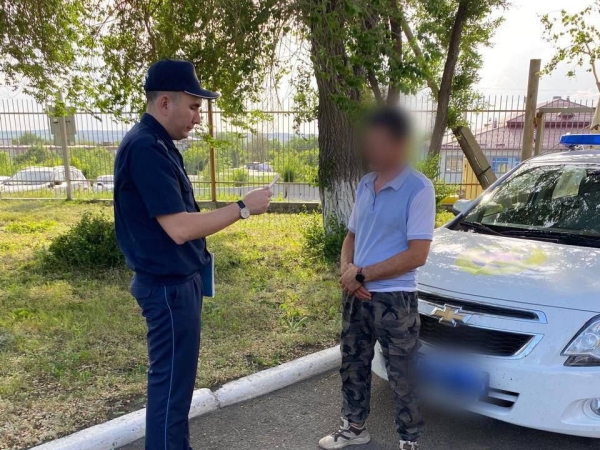 В Усть-Каменогорске задержан нелегальный таксист-иностранец
